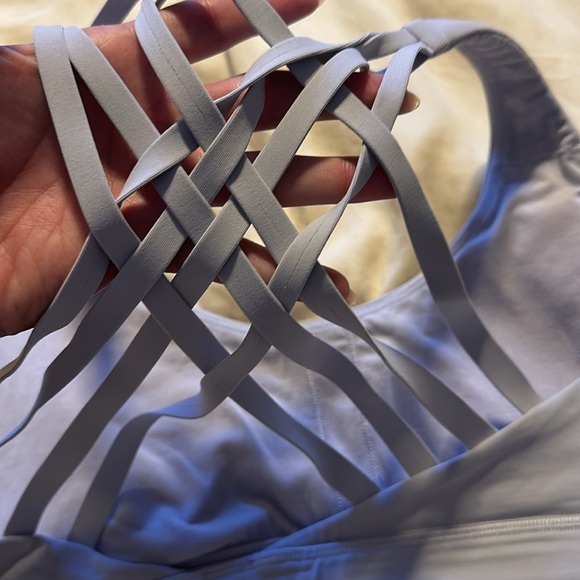 Lululemon bra - Picture 3 of 3